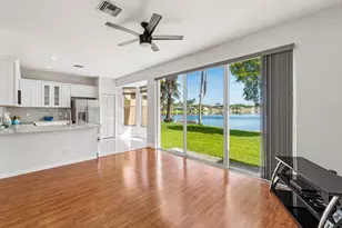 7835 Springfield Lake Dr, Lake Worth, FL 33467 - Photo 5