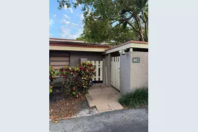 802 Saint Andrews Road #15, Hollywood, FL 33021 - Photo 3