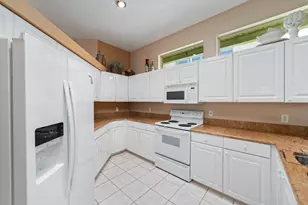 1726 Victoria Cir, Vero Beach, FL 32967 - Photo 11