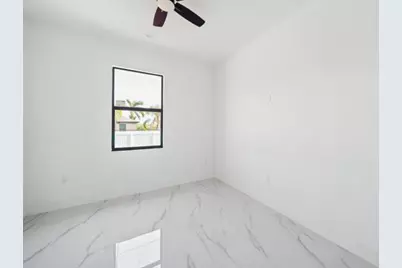 2511 NW 7th Street N, Cape Coral, FL 33993 - Photo 5