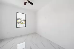2511 NW 7th Street N, Cape Coral, FL 33993 - Photo 5