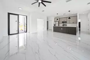 2511 NW 7th Street N, Cape Coral, FL 33993 - Photo 3