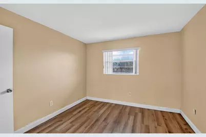 1505 Crescent Circle #B24, Lake Park, FL 33403 - Photo 27