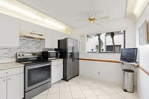 15450 Pembridge Ave, Delray Beach, FL 33484 - Photo 5