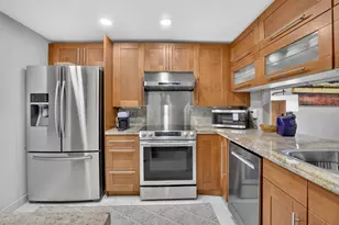 7500 NW 1st Ct, Plantation, FL 33317 - Photo 3
