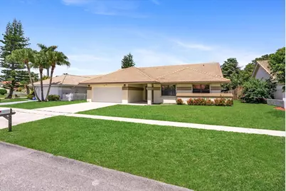 5809 Sun Pointe Circle, Boynton Beach, FL 33437 - Photo 1