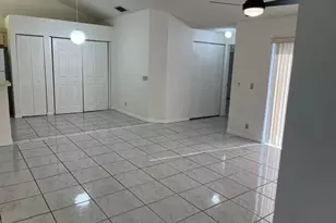 4379 Woodstock Dr, West Palm Beach, FL 33409 - Photo 17