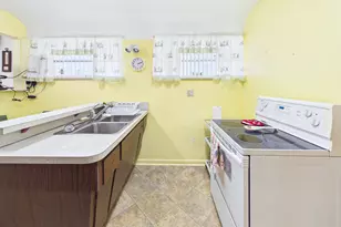 1719 N 44th Ave, Hollywood, FL 33021 - Photo 9