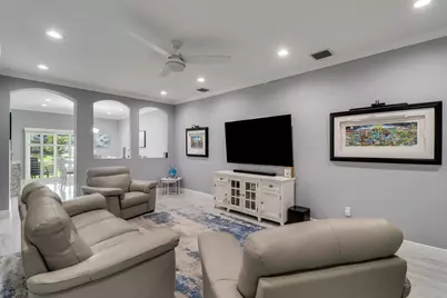 1560 SE Sheffield Terrace N #103, Stuart, FL 34994 - Photo 5