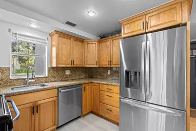 149 NW 70th #302b, Boca Raton, FL 33487 - Photo 11