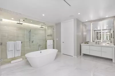 210 SE Mizner Boulevard #703, Boca Raton, FL 33432 - Photo 21