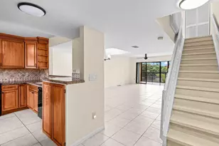210 Captains Walk, Delray Beach, FL 33483 - Photo 13