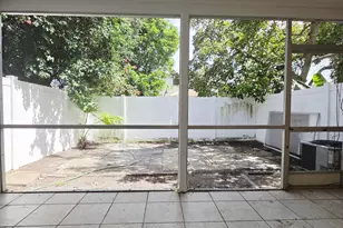 8090 NW 12th St, Margate, FL 33063 - Photo 25