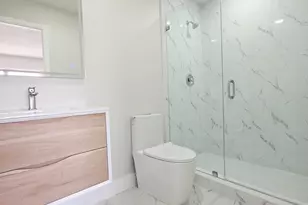8090 NW 12th St, Margate, FL 33063 - Photo 19