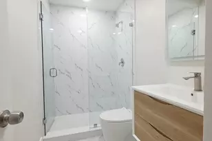 8090 NW 12th St, Margate, FL 33063 - Photo 15