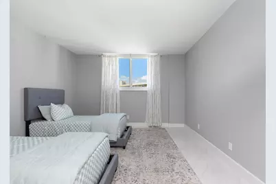 19380 Collins Avenue #1527, Sunny Isles Beach, FL 33160 - Photo 9