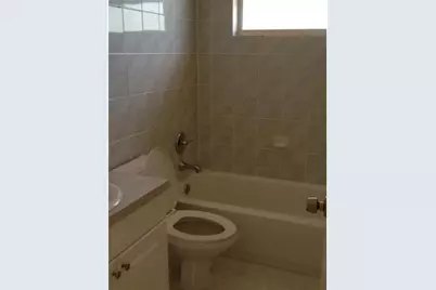 8841 NW 14th Street, Pembroke Pines, FL 33024 - Photo 5