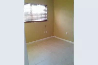 8841 NW 14th Street, Pembroke Pines, FL 33024 - Photo 7