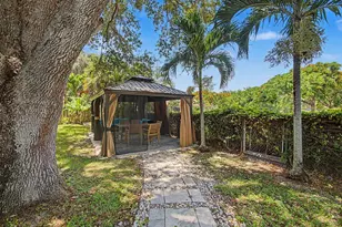 21521 Sassafras Rd, Boca Raton, FL 33433 - Photo 27