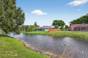 2421 NW 114th Ave, Coral Springs, FL 33065 - Photo 7