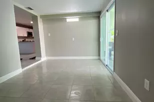 9121 Bamboo Dr, Palm Beach Gardens, FL 33410 - Photo 15