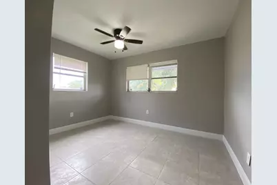 9121 Bamboo Drive, Palm Beach Gardens, FL 33410 - Photo 7