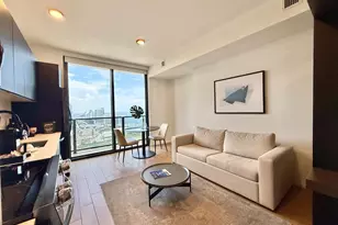 398 NE 5th St, Miami, FL 33132 - Photo 19