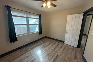 2550 NE 7th Terrace, Pompano Beach, FL 33064 - Photo 11