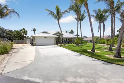 8081 SE Shiloh Terrace, Hobe Sound, FL 33455 - Photo 5