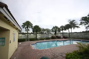 945 Imperial Lake Rd, West Palm Beach, FL 33413 - Photo 37