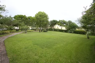 945 Imperial Lake Rd, West Palm Beach, FL 33413 - Photo 31