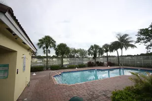 945 Imperial Lake Rd, West Palm Beach, FL 33413 - Photo 29