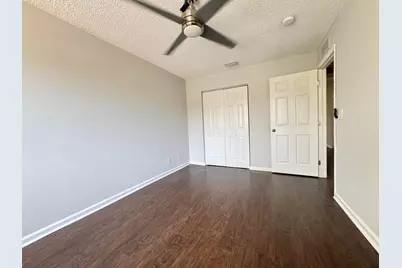 945 Imperial Lake Road, West Palm Beach, FL 33413 - Photo 15