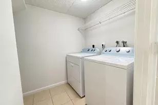 945 Imperial Lake Rd, West Palm Beach, FL 33413 - Photo 13