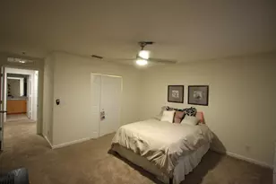 945 Imperial Lake Rd, West Palm Beach, FL 33413 - Photo 21