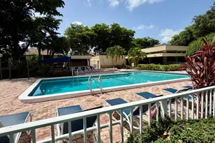 2011 SW 15th St, Deerfield Beach, FL 33442 - Photo 27