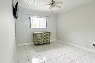 588 Trace Cir, Deerfield Beach, FL 33441 - Photo 15