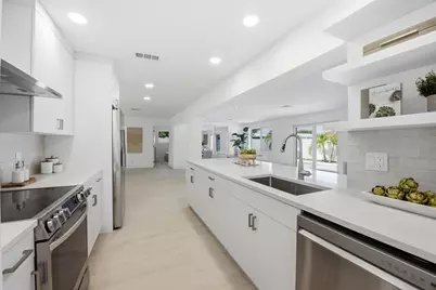 5621 NE 16th Avenue, Fort Lauderdale, FL 33334 - Photo 11