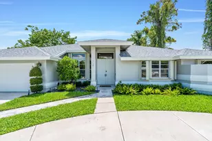 1738 Lindsey Ct, Wellington, FL 33414 - Photo 7