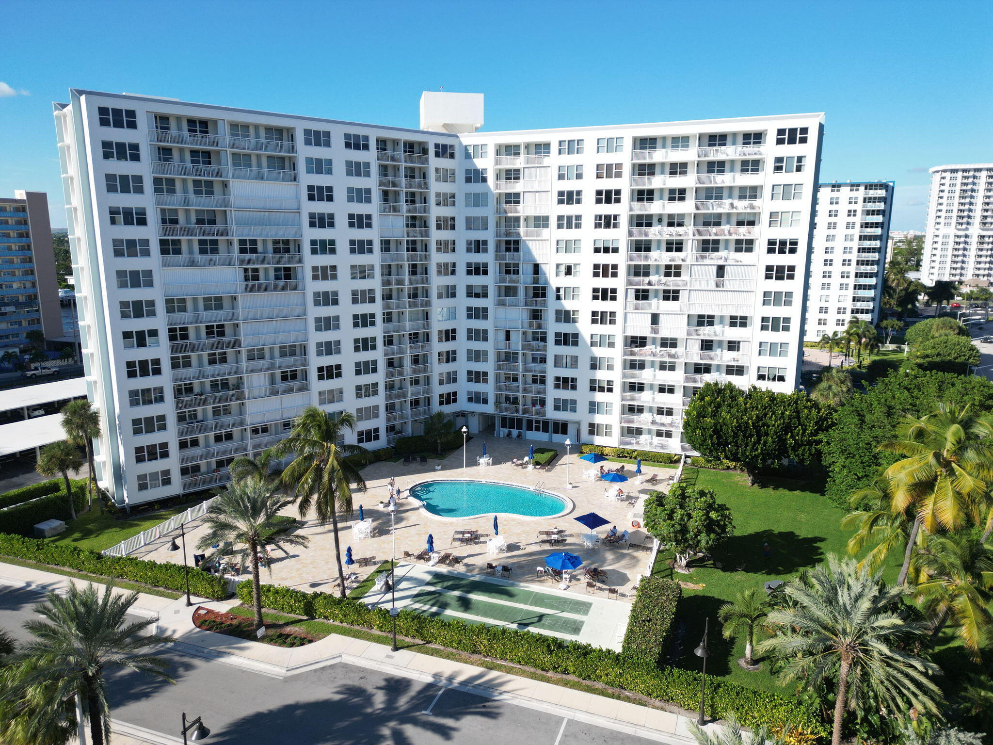 201 N Ocean Blvd #203 - 201 N Ocean Blvd #203, Pompano Beach, FL 33062 Luxury Property | Jose Angel Pina