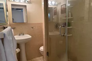 301 SW 135th Ave, Pembroke Pines, FL 33027 - Photo 7