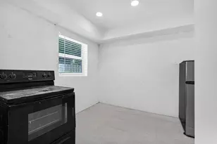 6621 Perry St, Hollywood, FL 33024 - Photo 11