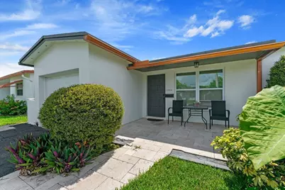 4184 NW 52nd Avenue, Lauderdale Lakes, FL 33319 - Photo 15