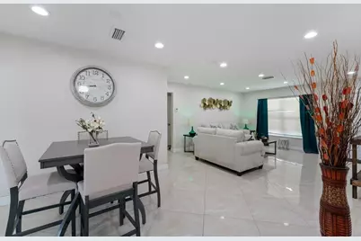 4184 NW 52nd Avenue, Lauderdale Lakes, FL 33319 - Photo 5