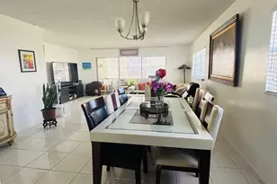 800 SW 125th Way, Pembroke Pines, FL 33027 - Photo 3