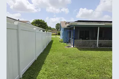 8111 NW 100th Terrace NW, Tamarac, FL 33321 - Photo 25