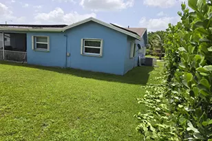 8111 NW 100th Terrace NW, Tamarac, FL 33321 - Photo 23