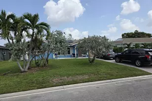 8111 NW 100th Terrace NW, Tamarac, FL 33321 - Photo 3