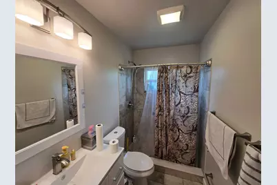 8111 NW 100th Terrace NW, Tamarac, FL 33321 - Photo 17