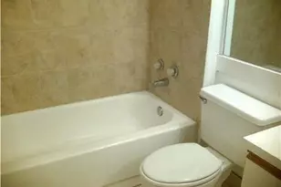 601 Cypress Lake Blvd, Deerfield Beach, FL 33064 - Photo 9